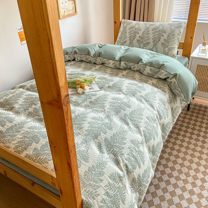 91家纺网 家纺一手货源 找家纺 宜代光年 2025新款60S水洗棉提花学生季三件套 镜中叶-绿