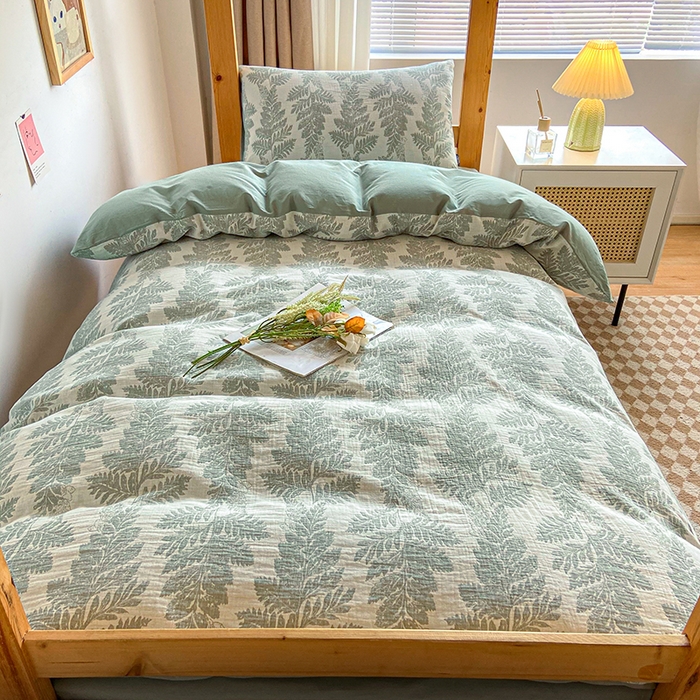 91家纺网 家纺一手货源 找家纺 宜代光年 2025新款60S水洗棉提花学生季三件套 镜中叶-绿