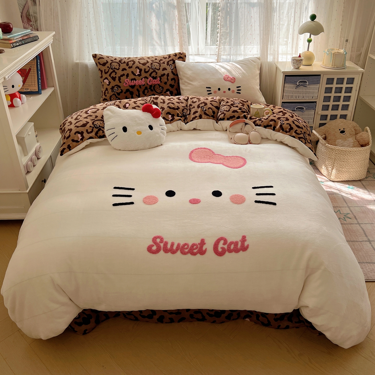 91家纺网 家纺一手货源 找家纺 （总）顾里家纺 2025新款可爱表情包毛巾绣牛奶绒四件套