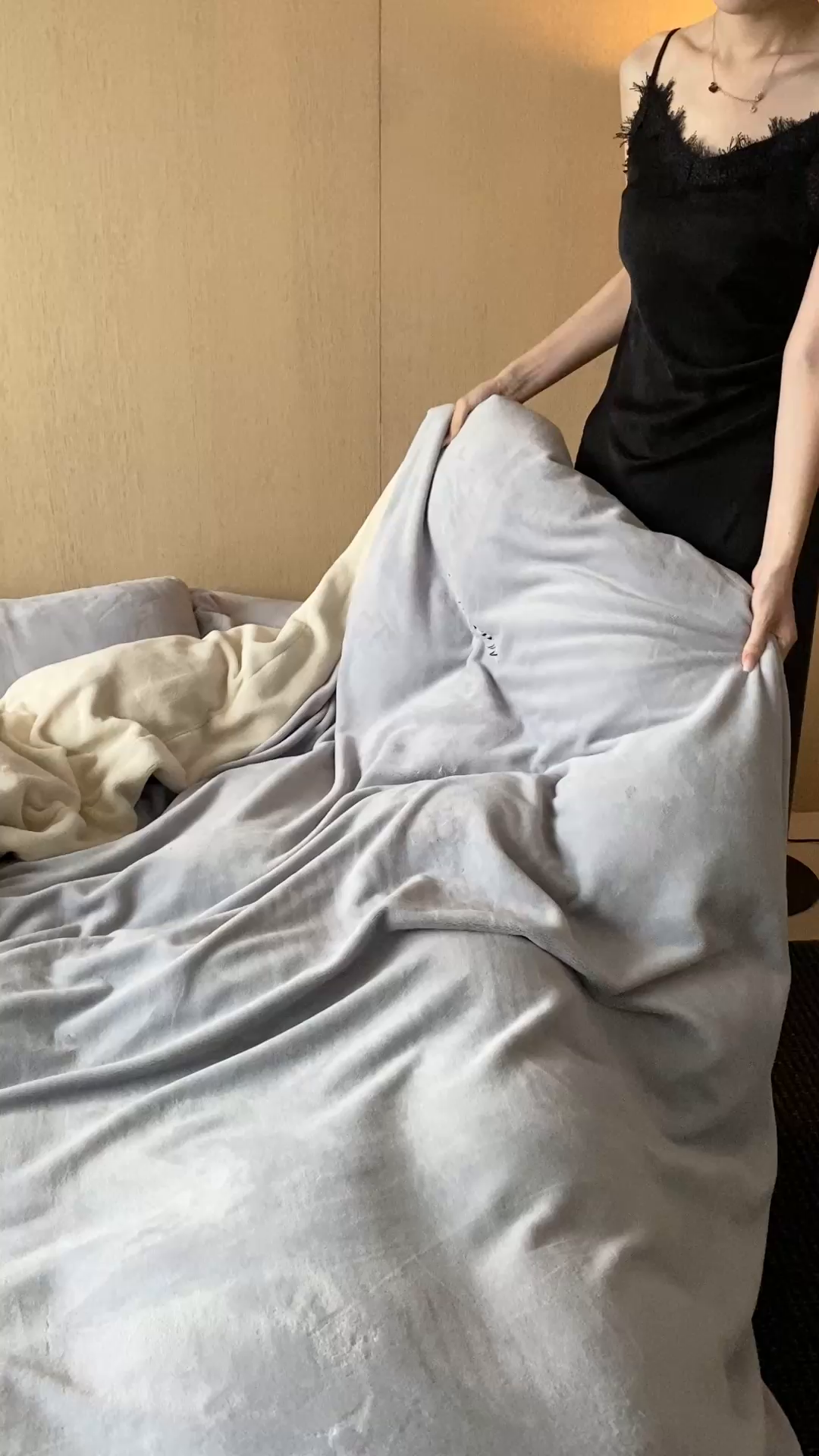 91家纺网 家纺一手货源 找家纺 馨蕊家居 2025秋冬新款轻奢煦暖绒系列-绒云舒（券后控价238/258) 云舒-高级灰