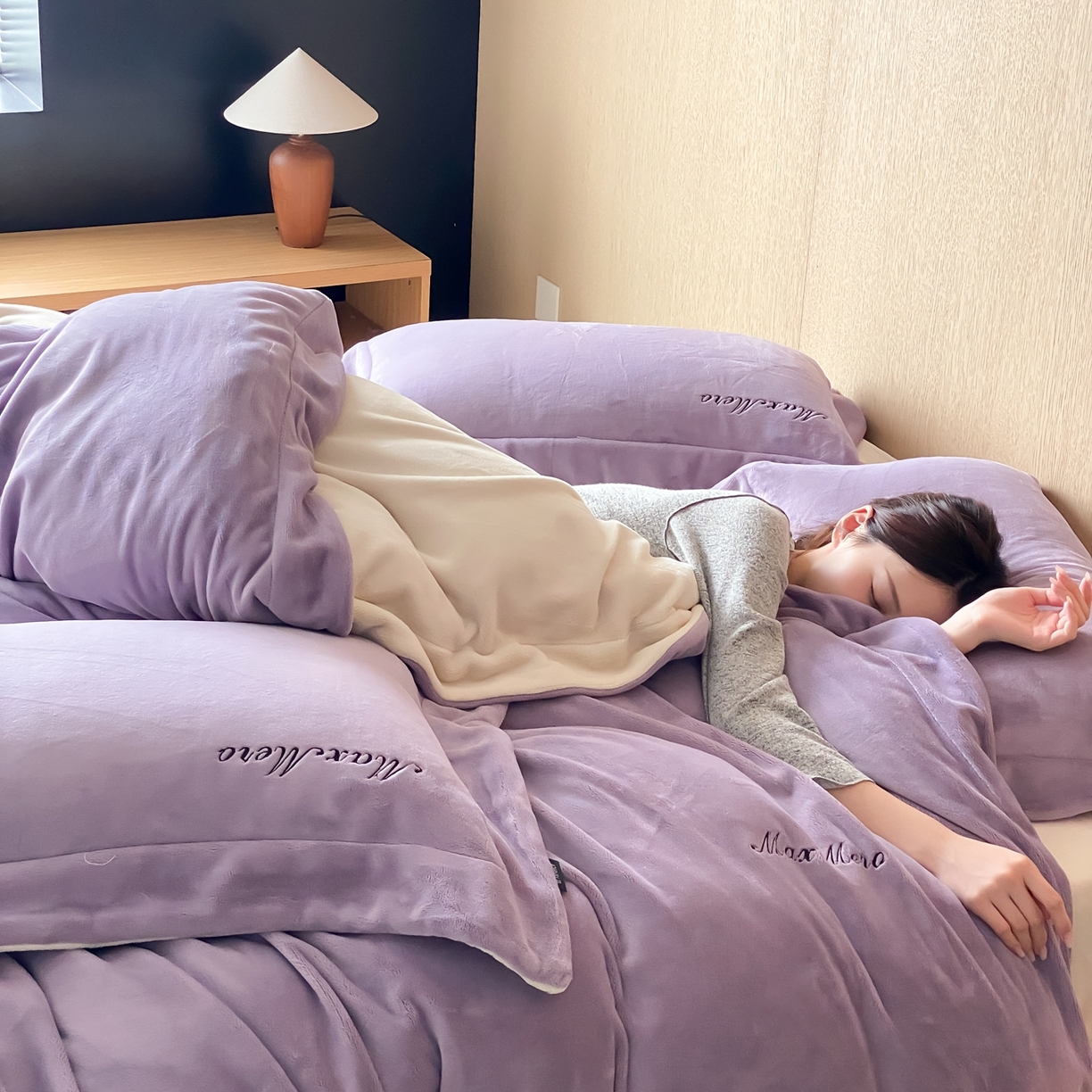 91家纺网 家纺一手货源 找家纺 馨蕊家居 2025秋冬新款轻奢煦暖绒系列-绒云舒（券后控价238/258) 云舒-满天星紫