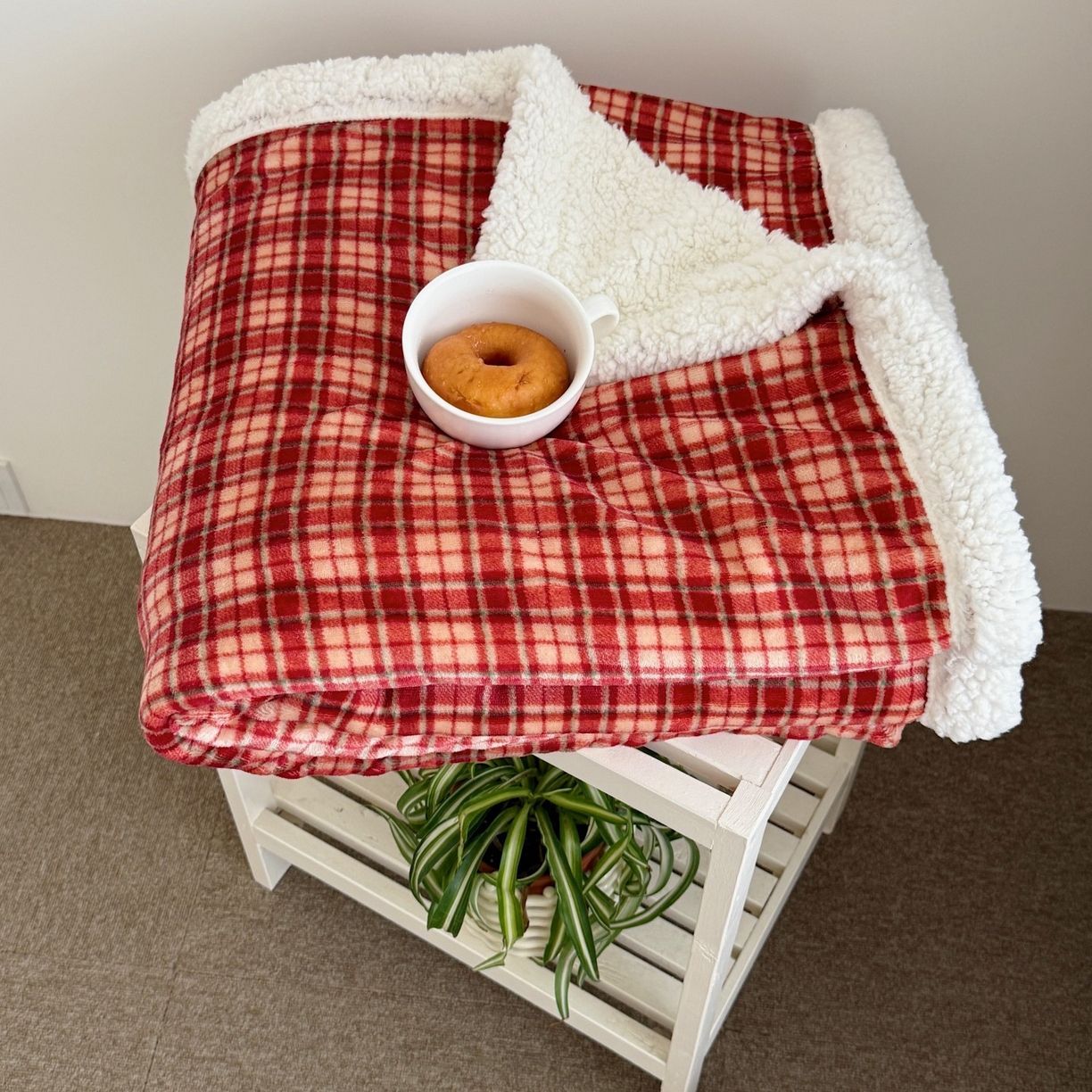 91家纺网 家纺一手货源 找家纺 顾里家纺 2025新款复古格系羊羔绒毯毯子（70*100cm会员11元 100*150cm会员19元 150*200cm会员34元 200*230cm会员43元） 组合