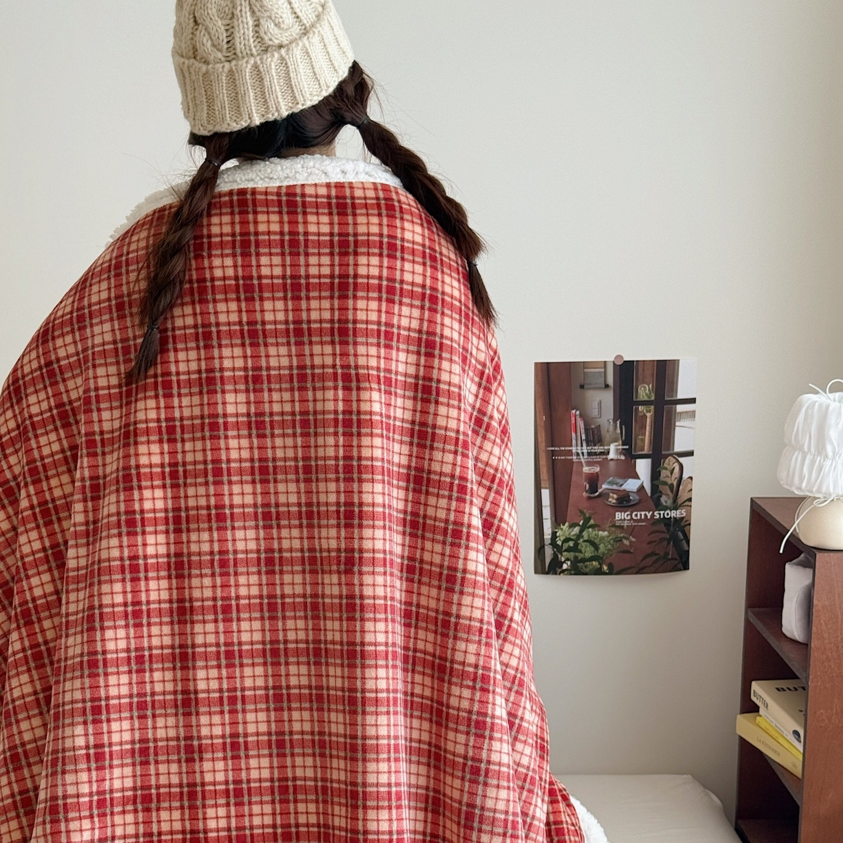 91家纺网 家纺一手货源 找家纺 顾里家纺 2025新款复古格系羊羔绒毯毯子（70*100cm会员11元 100*150cm会员19元 150*200cm会员34元 200*230cm会员43元） 爱岛甜心