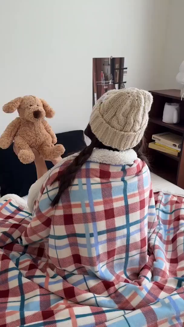 91家纺网 家纺一手货源 找家纺 顾里家纺 2025新款复古格系羊羔绒毯毯子（70*100cm会员11元 100*150cm会员19元 150*200cm会员34元 200*230cm会员43元） 川久甜心