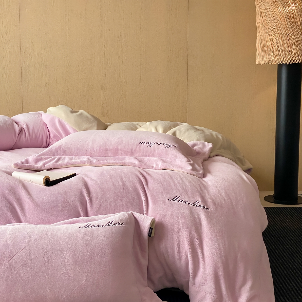 91家纺网 家纺一手货源 找家纺 馨蕊家居 2025秋冬新款轻奢煦暖绒系列-绒云舒（券后控价238/258) 云舒-桃夭粉