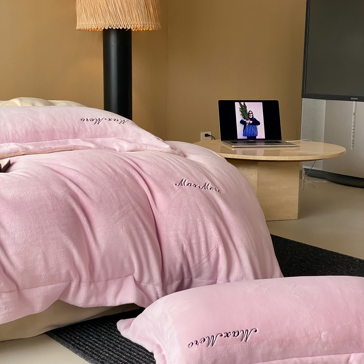 91家纺网 家纺一手货源 找家纺 馨蕊家居 2025秋冬新款轻奢煦暖绒系列-绒云舒（券后控价238/258) 云舒-桃夭粉