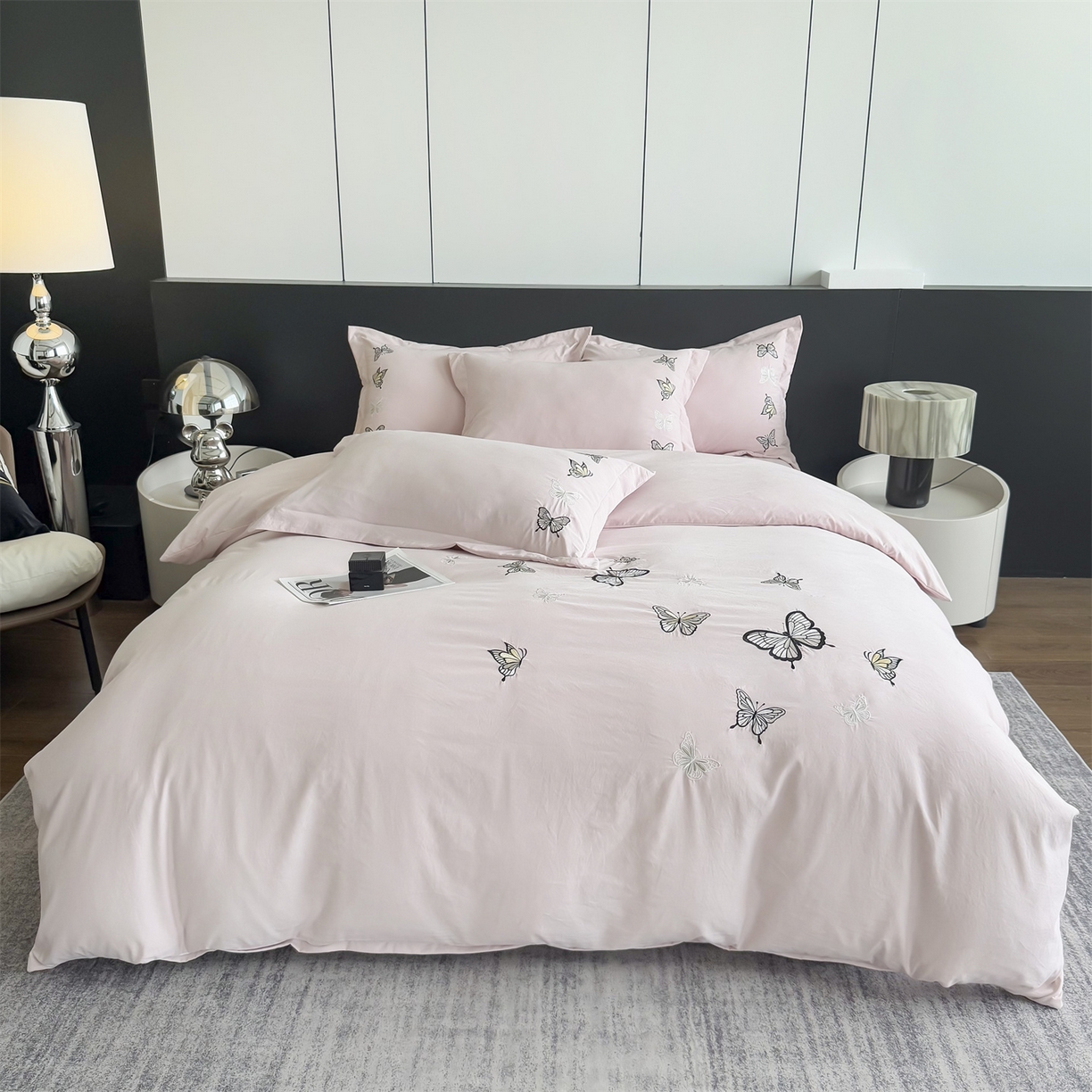 91家纺网 家纺一手货源 找家纺 （总）恋绒家纺 2025新款锦棉加厚磨毛亲肤棉纯色刺绣四件套