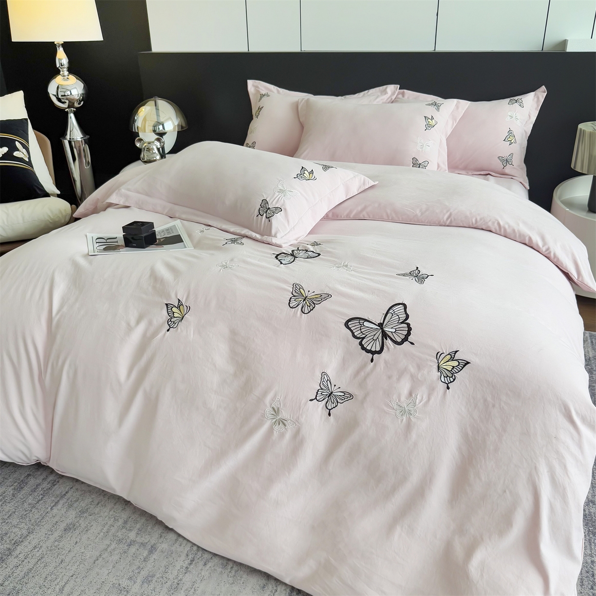 91家纺网 家纺一手货源 找家纺 （总）恋绒家纺 2025新款锦棉加厚磨毛亲肤棉纯色刺绣四件套