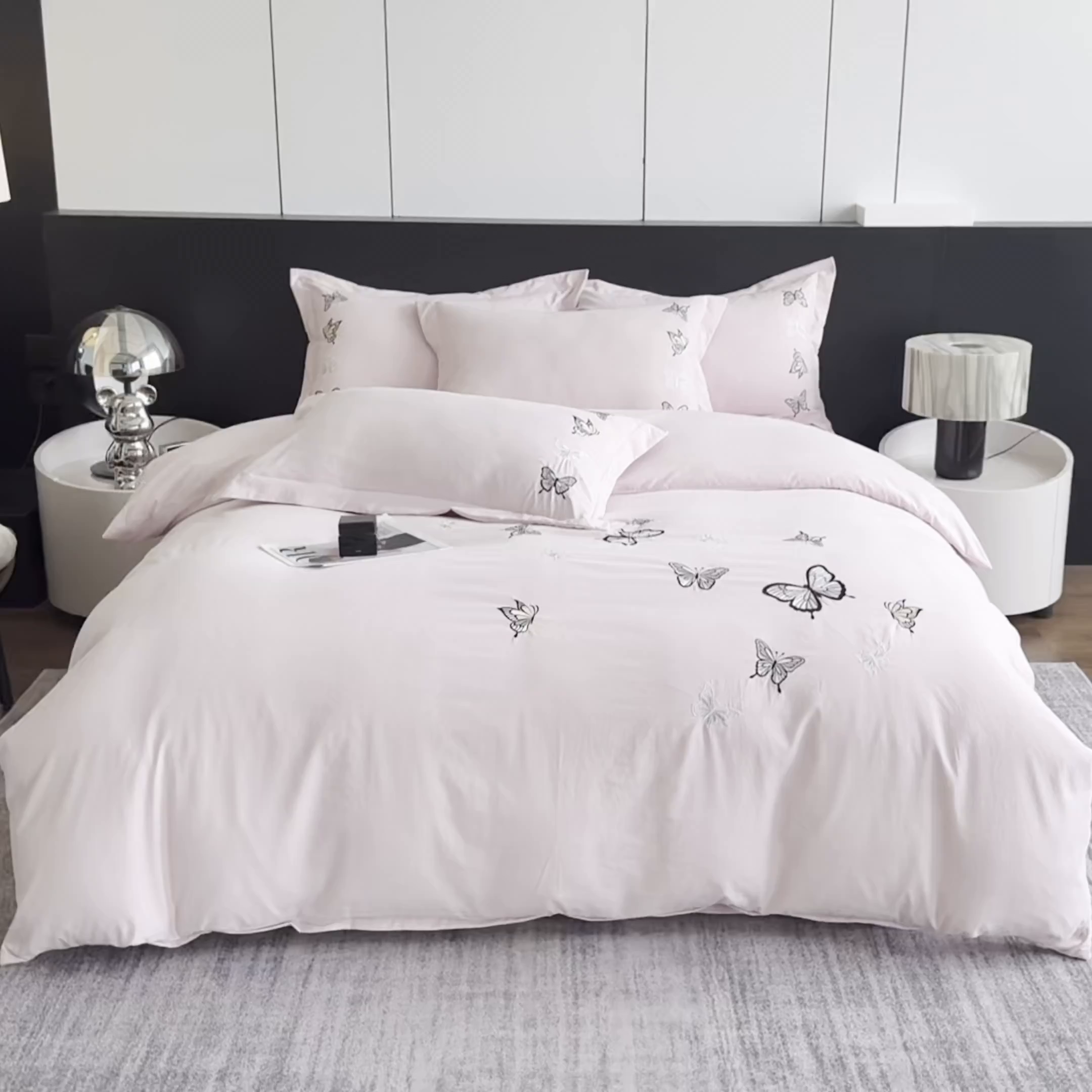 91家纺网 家纺一手货源 找家纺 （总）恋绒家纺 2025新款锦棉加厚磨毛亲肤棉纯色刺绣四件套