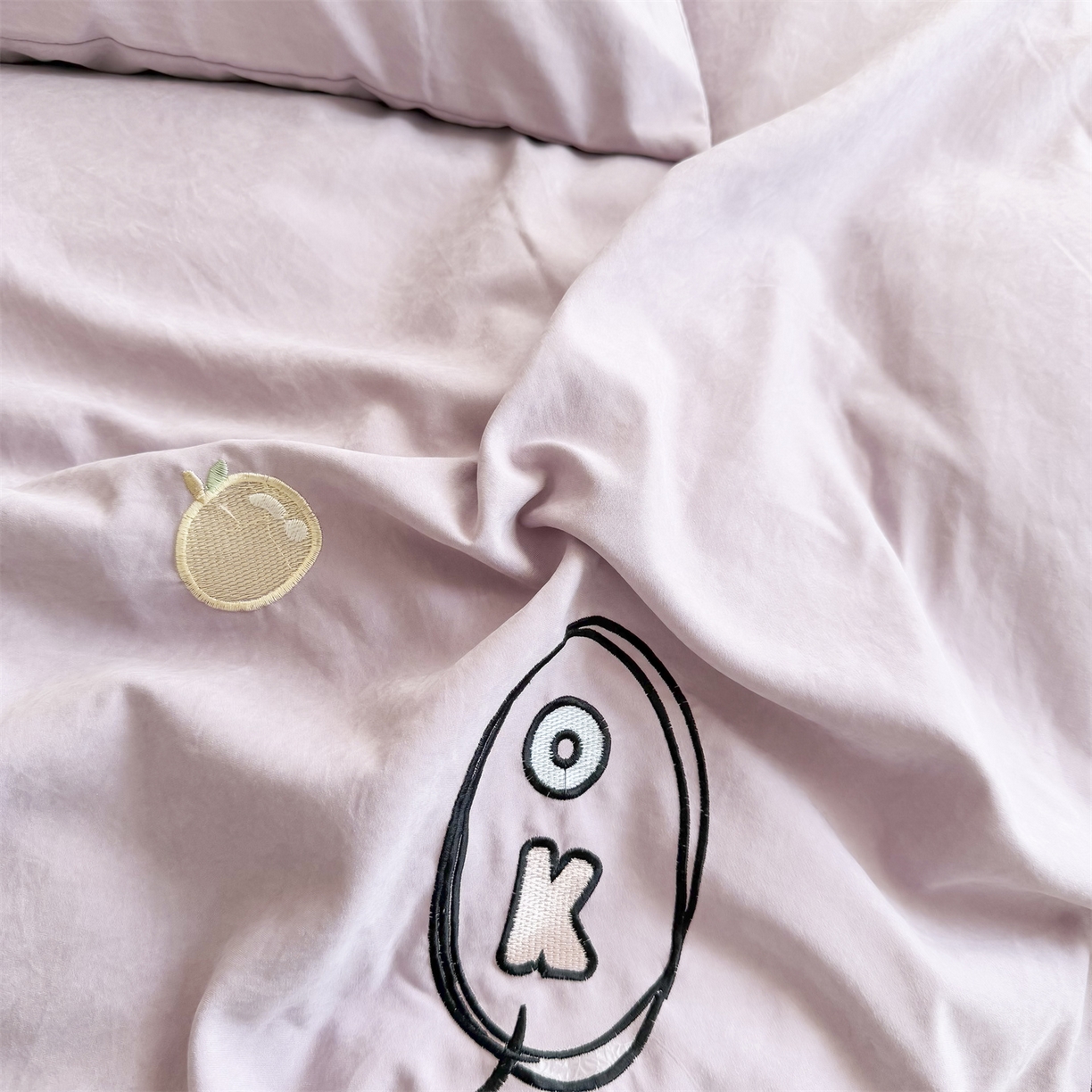 91家纺网 家纺一手货源 找家纺 （总）恋绒家纺 2025新款锦棉加厚磨毛三件套亲肤棉卡通纯色刺绣四件套