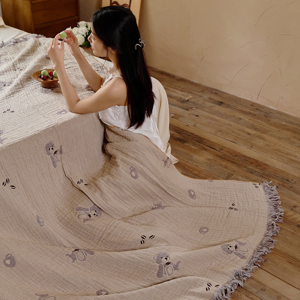 91家纺网 家纺一手货源 找家纺 沐瑟家纺 2025新款亲肤全棉纱布盖毯毯子 熊仔派对