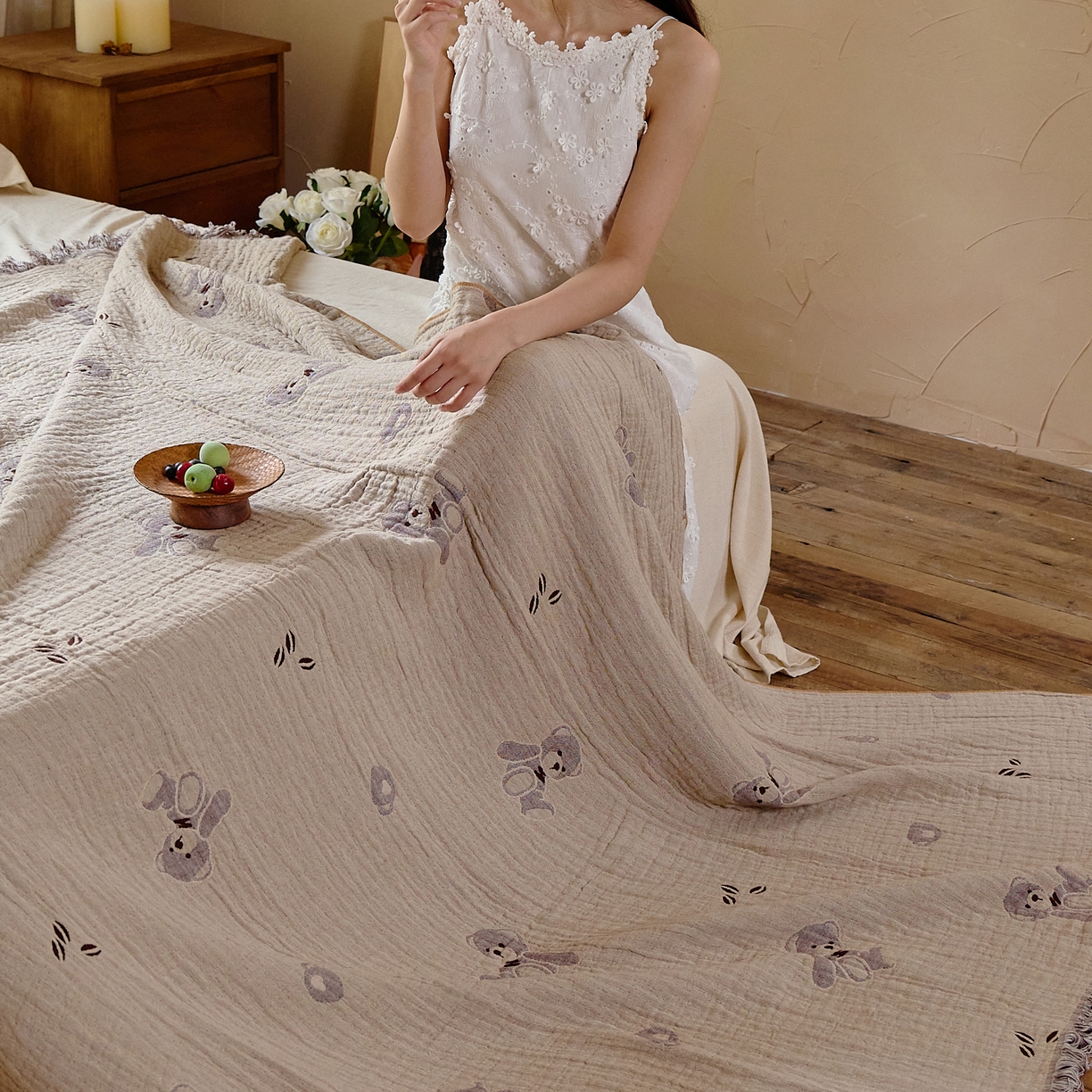 91家纺网 家纺一手货源 找家纺 沐瑟家纺 2025新款亲肤全棉纱布盖毯毯子 熊仔派对