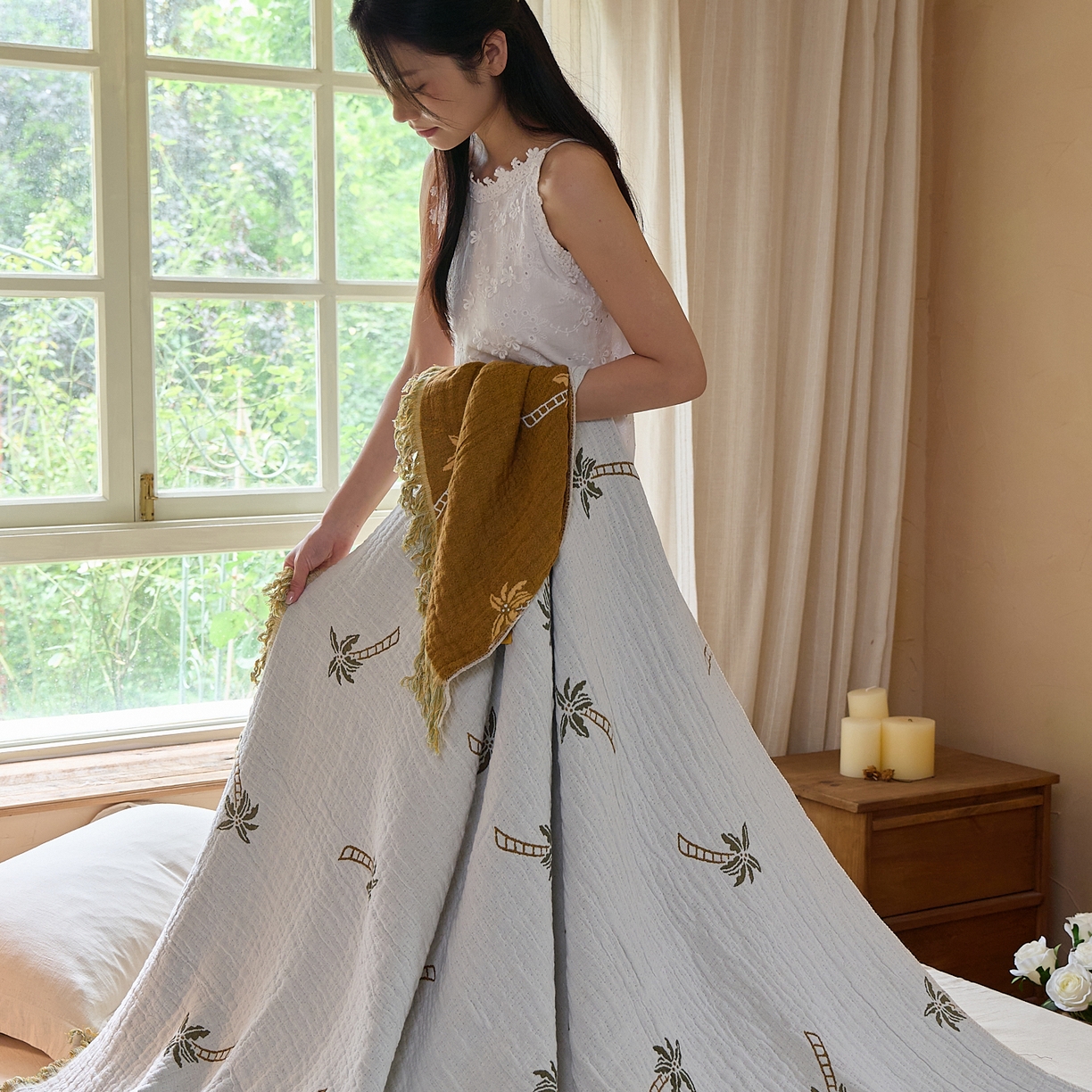 91家纺网 家纺一手货源 找家纺 沐瑟家纺 2025新款亲肤全棉纱布盖毯毯子 椰树-白色