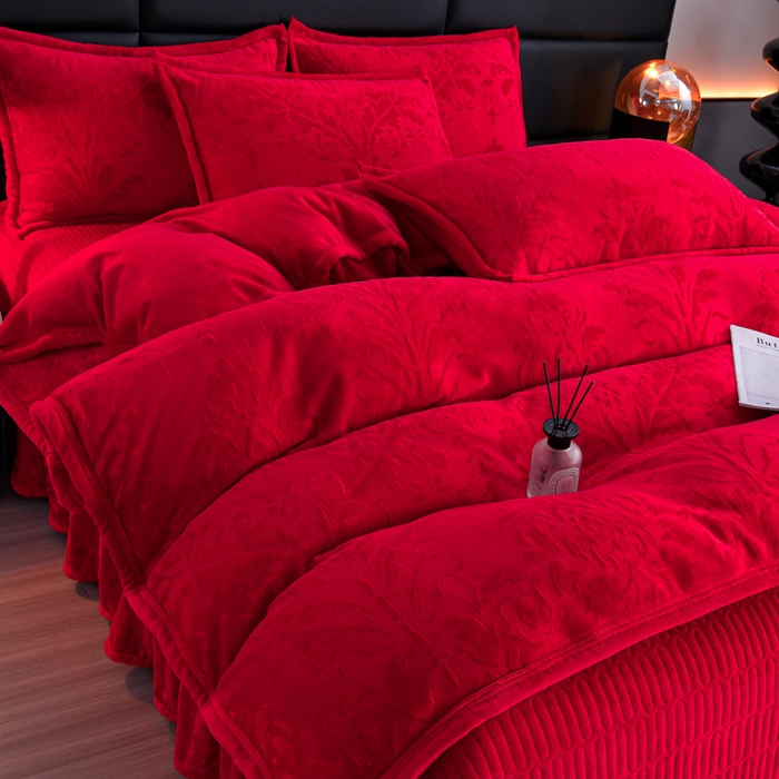 91家纺网 家纺一手货源 找家纺 星窝家纺 2025新款雕花绒床盖四件套 控价标准139（直播拼多多淘宝） 灵动大红