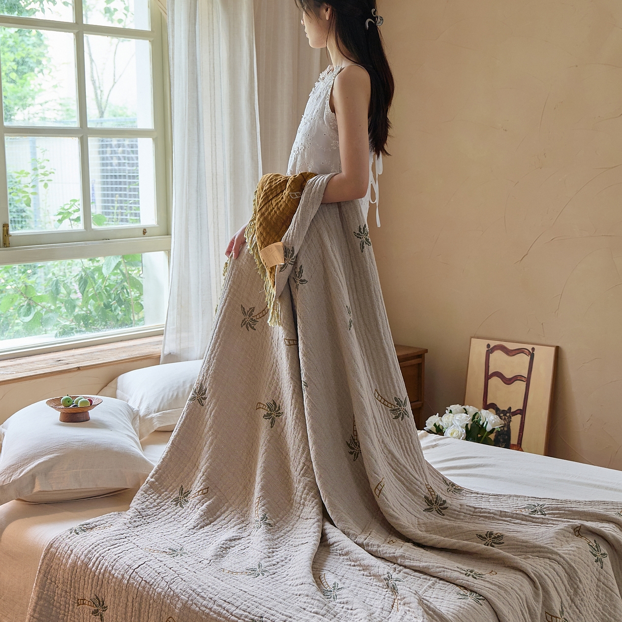 91家纺网 家纺一手货源 找家纺 沐瑟家纺 2025新款亲肤全棉纱布盖毯毯子 椰树-咖色