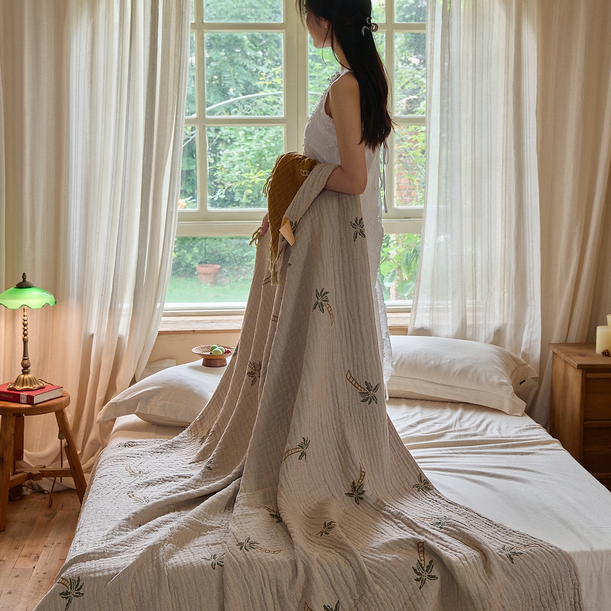 91家纺网 家纺一手货源 找家纺 沐瑟家纺 2025新款亲肤全棉纱布盖毯毯子 椰树-咖色