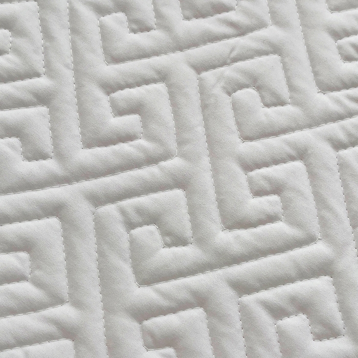 91家纺网 家纺一手货源 找家纺 艾兜坊 2025新款三丽鸥水洗棉夹棉床裙 木马美乐蒂