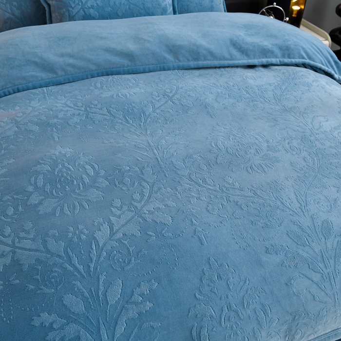 91家纺网 家纺一手货源 找家纺 星窝家纺 2025新款雕花绒床盖四件套 控价标准139（直播拼多多淘宝） 灵动蓝