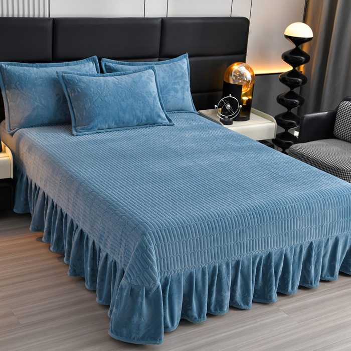 91家纺网 家纺一手货源 找家纺 星窝家纺 2025新款雕花绒床盖四件套 控价标准139（直播拼多多淘宝） 灵动蓝