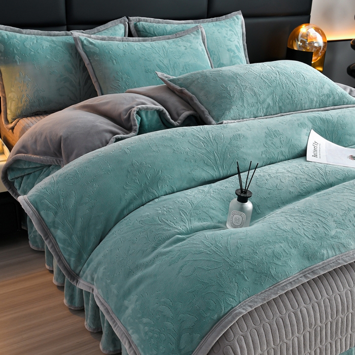 91家纺网 家纺一手货源 找家纺 星窝家纺 2025新款雕花绒床盖四件套 控价标准139（直播拼多多淘宝） 灵动蓝+灰