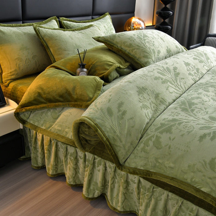91家纺网 家纺一手货源 找家纺 星窝家纺 2025新款雕花绒床盖四件套 控价标准139（直播拼多多淘宝） 灵动绿