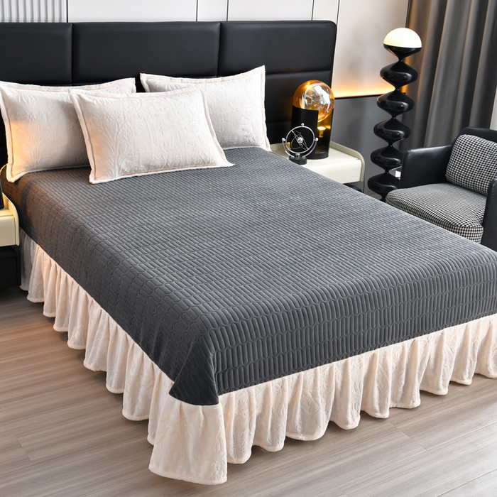 91家纺网 家纺一手货源 找家纺 星窝家纺 2025新款雕花绒床盖四件套 控价标准139（直播拼多多淘宝） 灵动奶白+深灰