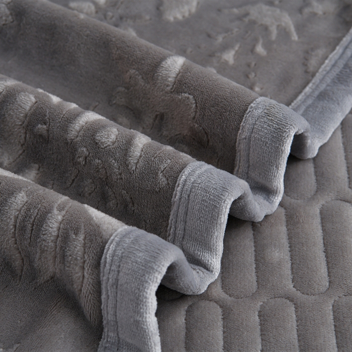 91家纺网 家纺一手货源 找家纺 星窝家纺 2025新款雕花绒床盖四件套 控价标准139（直播拼多多淘宝） 灵动浅灰