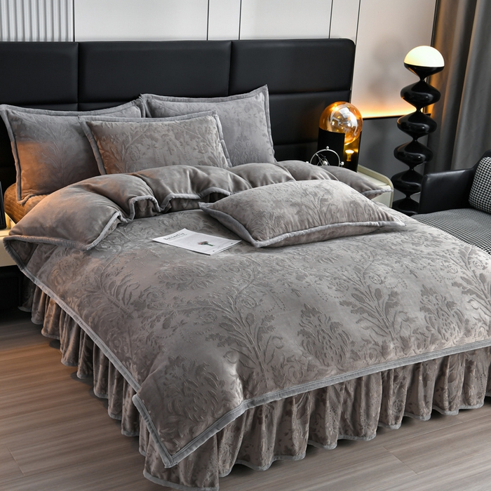 91家纺网 家纺一手货源 找家纺 星窝家纺 2025新款雕花绒床盖四件套 控价标准139（直播拼多多淘宝） 灵动浅灰