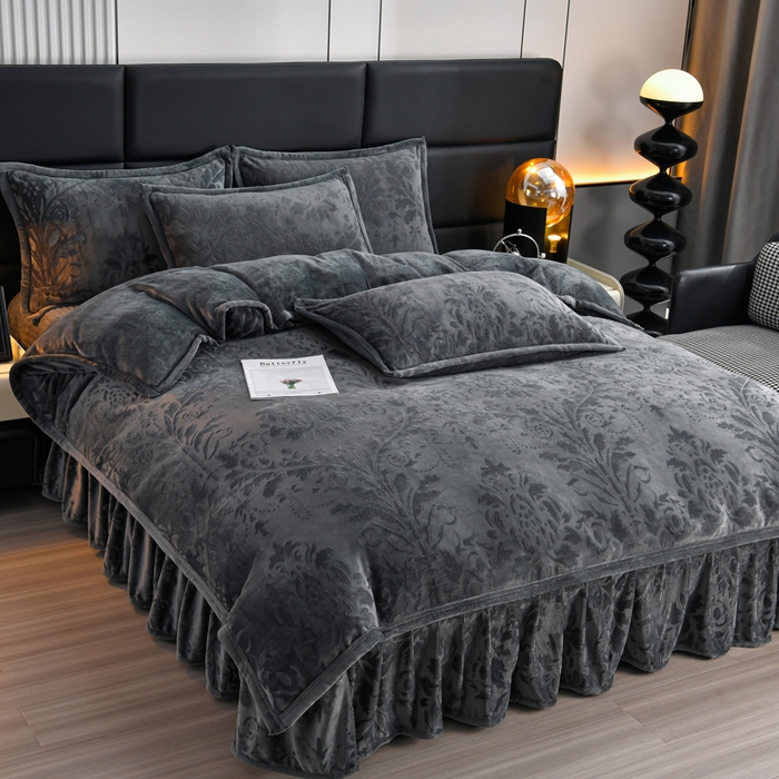 91家纺网 家纺一手货源 找家纺 星窝家纺 2025新款雕花绒床盖四件套 控价标准139（直播拼多多淘宝） 灵动烟灰