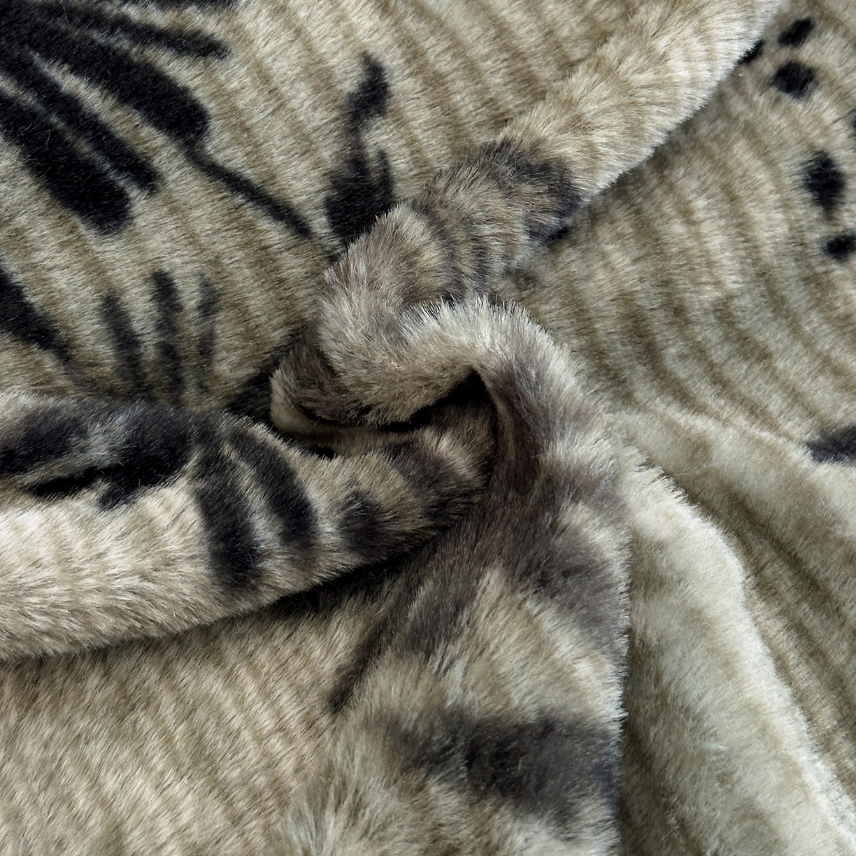 91家纺网 家纺一手货源 找家纺 （总）畅畅家纺 2025新款高克重新款冬季加厚兔毛绒包边款床单床笠四件套