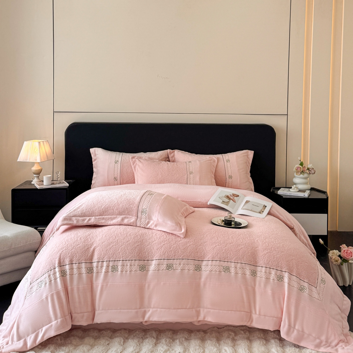 （总）博纳家纺 2025新款230克雕花绒法式花边刺绣加厚牛奶绒四件套-花海 控价劵后248（严格按控价来）