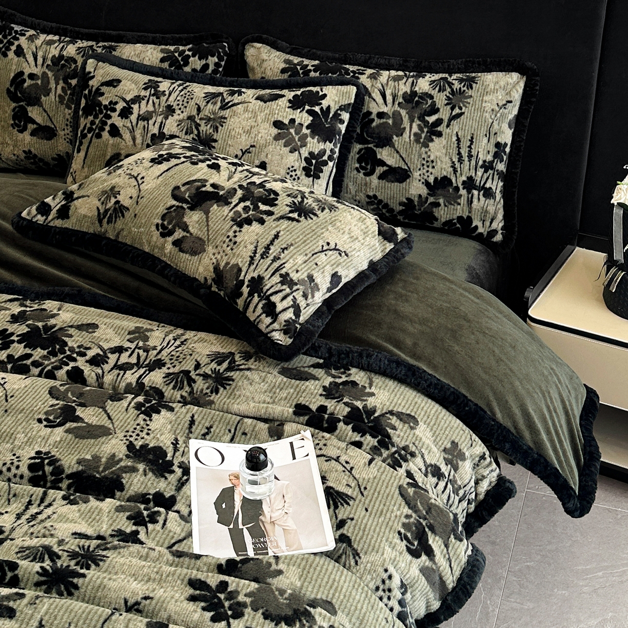 91家纺网 家纺一手货源 找家纺 畅畅家纺 2025新款高克重新款冬季加厚兔毛绒包边款床单床笠四件套 暗香