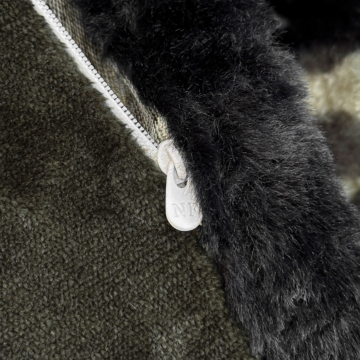 91家纺网 家纺一手货源 找家纺 畅畅家纺 2025新款高克重新款冬季加厚兔毛绒包边款床单床笠四件套 暗香