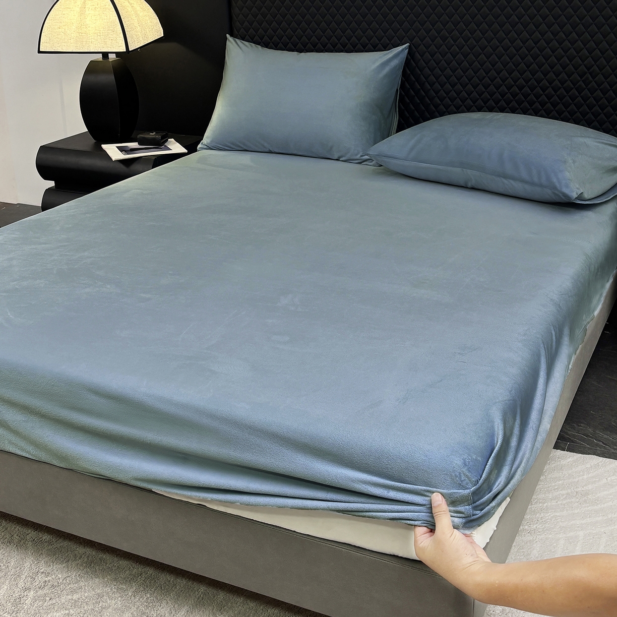 馨乐家纺 2025新款简约时尚纯色水晶绒床笠 浅蓝