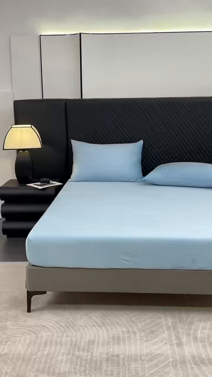 91家纺网 家纺一手货源 找家纺 馨乐家纺 2025新款简约时尚纯色水晶绒床笠 浅蓝