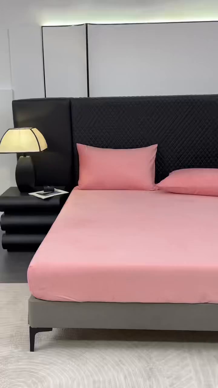 91家纺网 家纺一手货源 找家纺 馨乐家纺 2025新款简约时尚纯色水晶绒床笠 豆沙