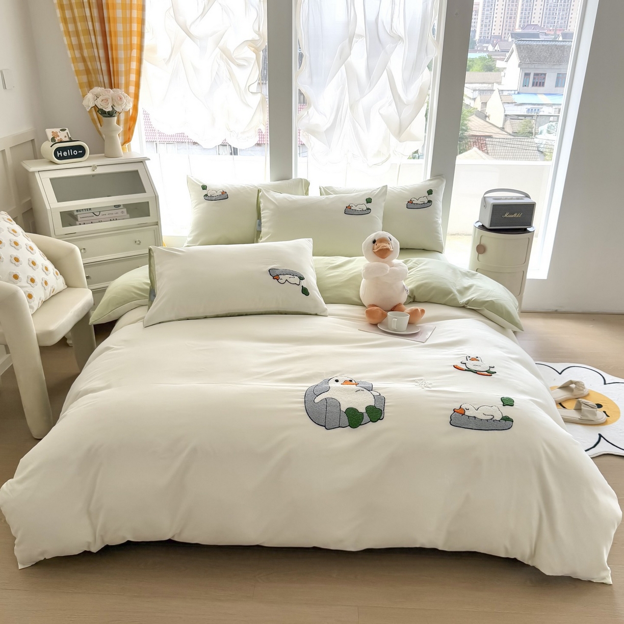 91家纺网 家纺一手货源 找家纺 （总）恋绒家纺 2025新款水洗棉毛巾绣卡通绣花学生三件套四件套