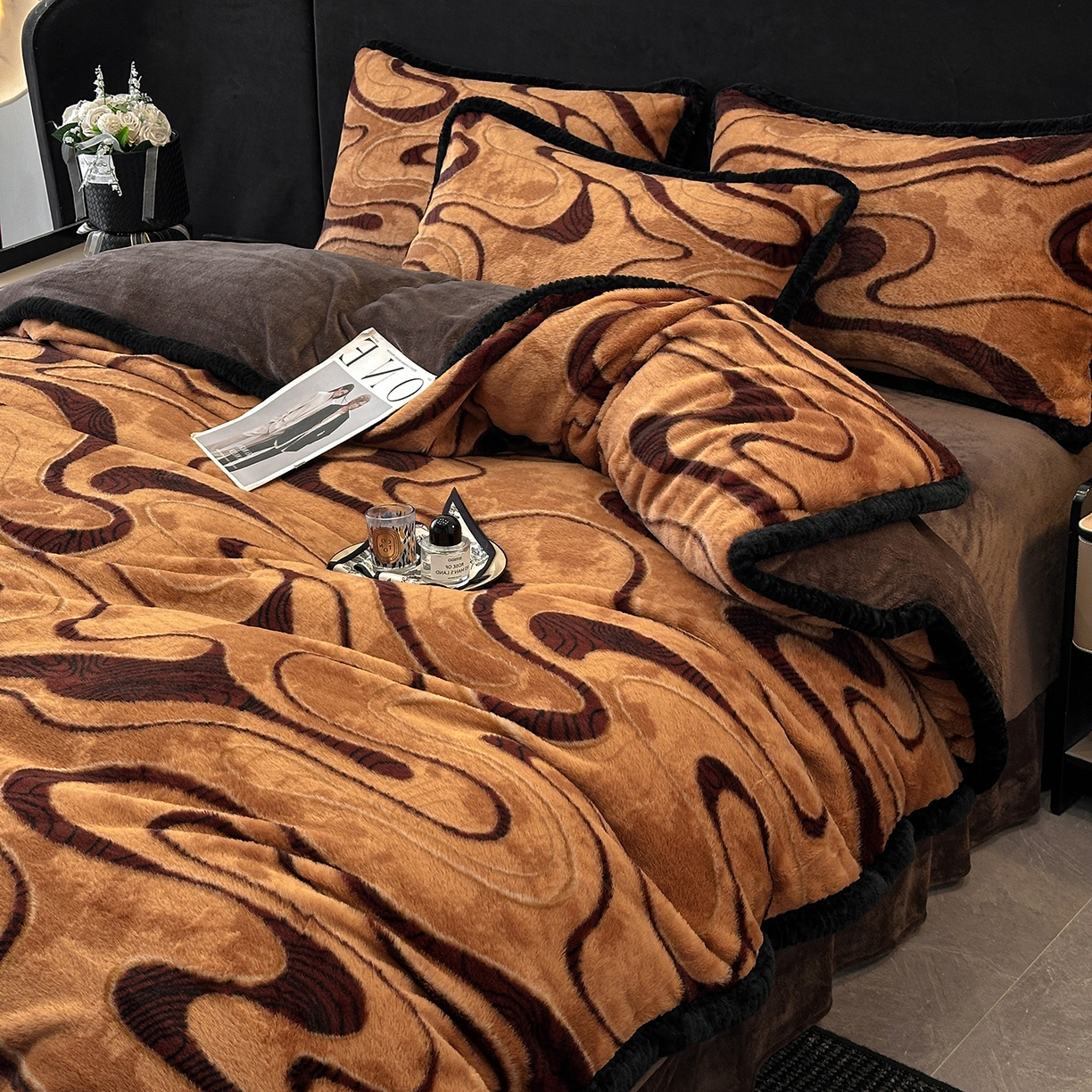 91家纺网 家纺一手货源 找家纺 畅畅家纺 2025新款高克重新款冬季加厚兔毛绒包边款床单床笠四件套 极简生活