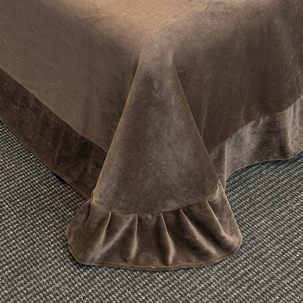 91家纺网 家纺一手货源 找家纺 畅畅家纺 2025新款高克重新款冬季加厚兔毛绒包边款床单床笠四件套 极简生活