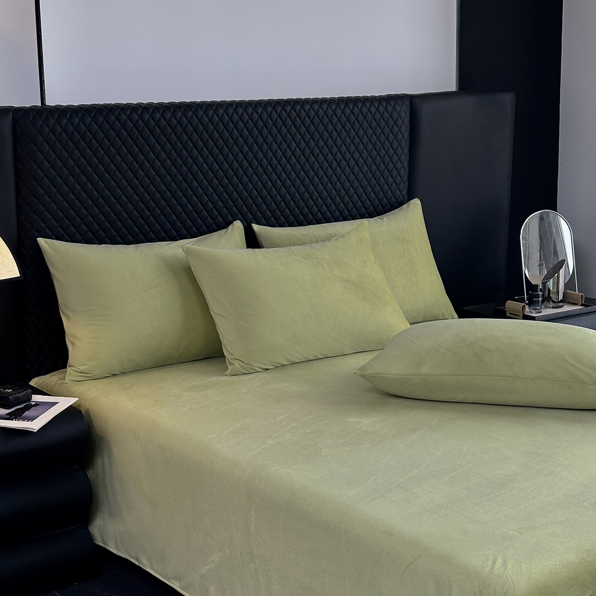 91家纺网 家纺一手货源 找家纺 馨乐家纺 2025新款简约时尚纯色水晶绒床单 抹茶