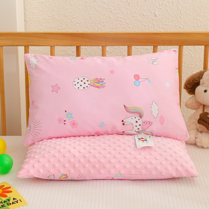 91家纺网 家纺一手货源 找家纺 织布人 2025新款枕芯A类全棉卡通豆豆枕双面可用儿童学生枕套+枕芯可拆洗 A类彩虹飞马