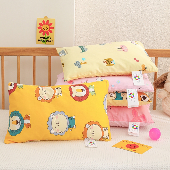 91家纺网 家纺一手货源 找家纺 织布人 2025新款枕芯A类全棉卡通豆豆枕双面可用儿童学生枕套+枕芯可拆洗 组合图