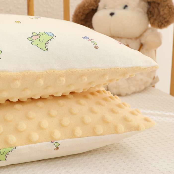 91家纺网 家纺一手货源 找家纺 织布人 2025新款枕芯A类全棉卡通豆豆枕双面可用儿童学生枕套+枕芯可拆洗 A类恐龙宝宝