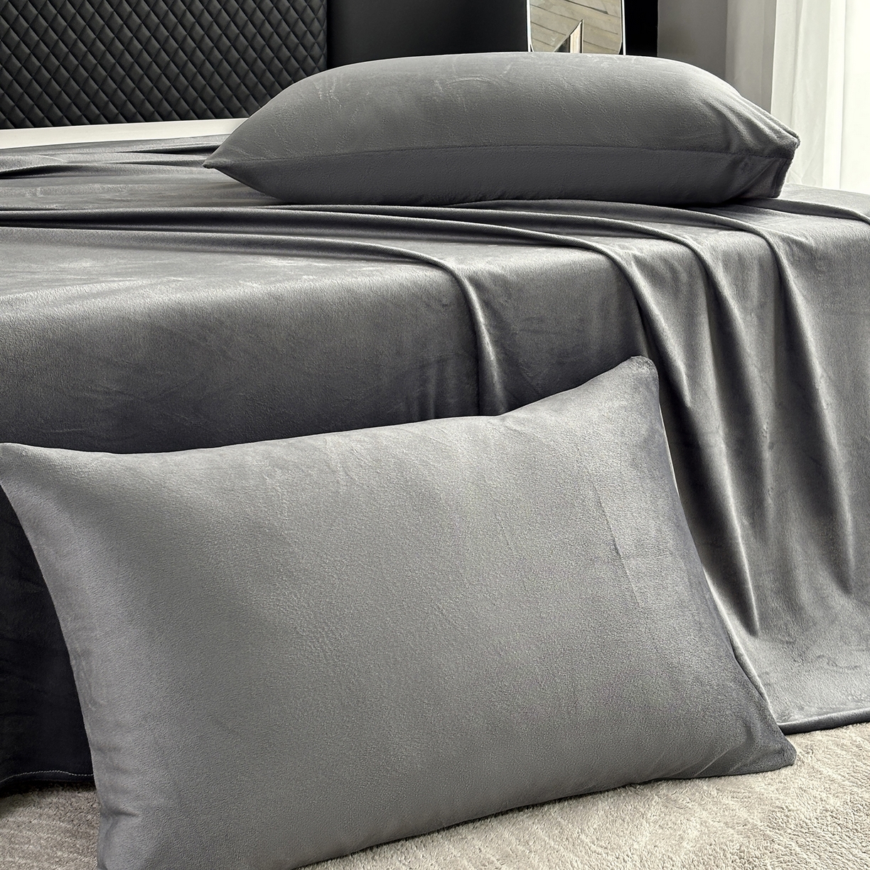 91家纺网 家纺一手货源 找家纺 馨乐家纺 2025新款简约时尚纯色水晶绒床单 深灰