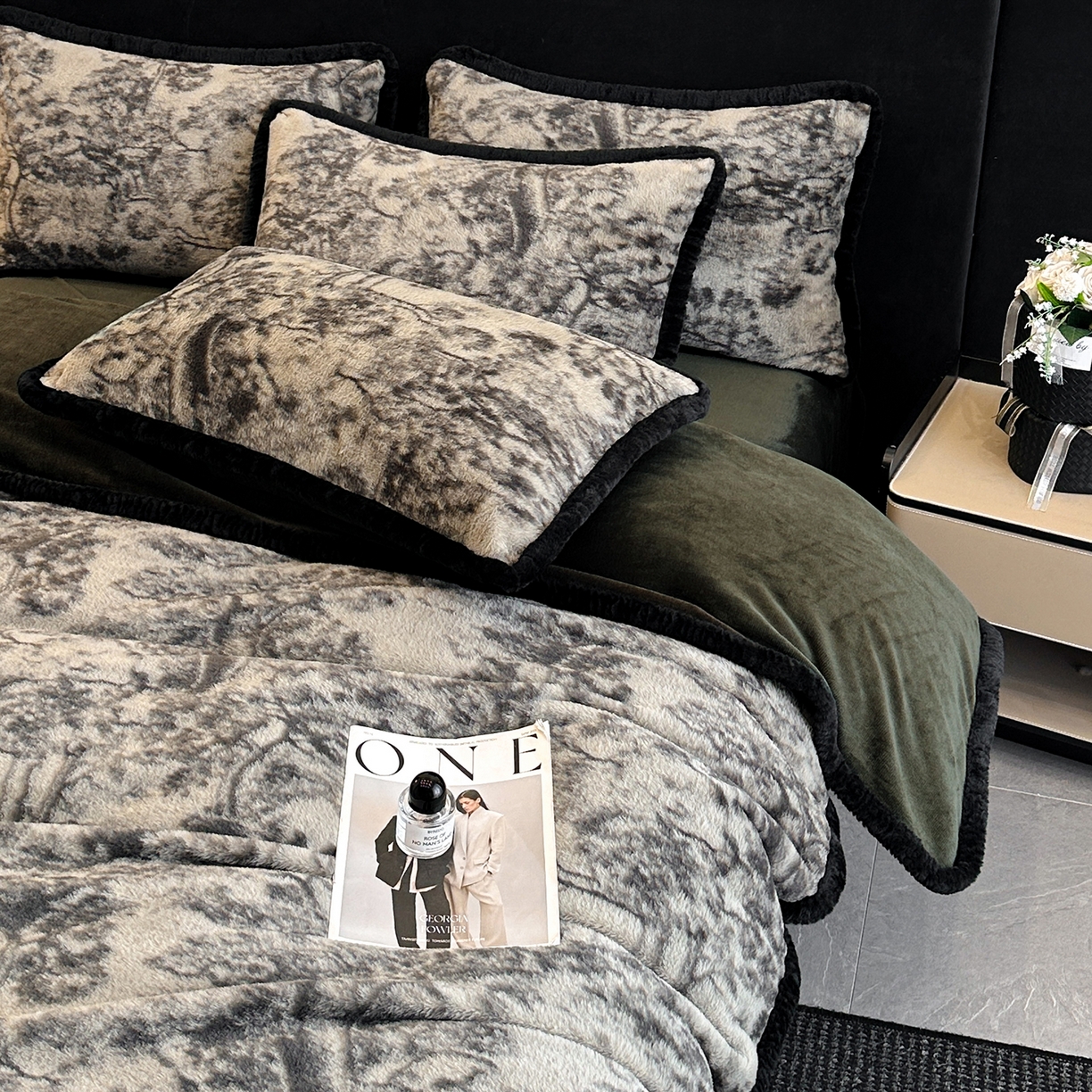 91家纺网 家纺一手货源 找家纺 畅畅家纺 2025新款高克重新款冬季加厚兔毛绒包边款床单床笠四件套 林影