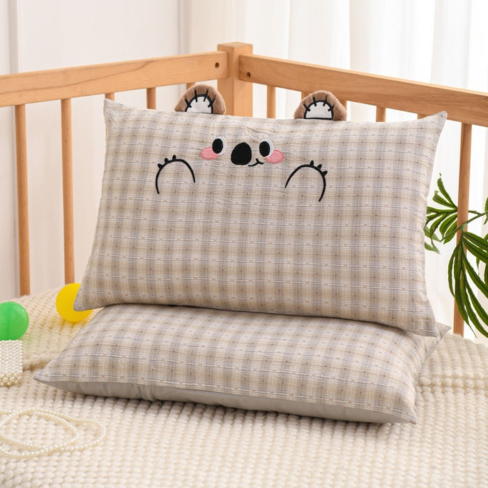 91家纺网 家纺一手货源 找家纺 织布人 2025新款枕芯A类全棉卡通儿童枕幼儿园午睡枕学生宿舍专用枕头-开心熊 A类卡通开心熊-灰色