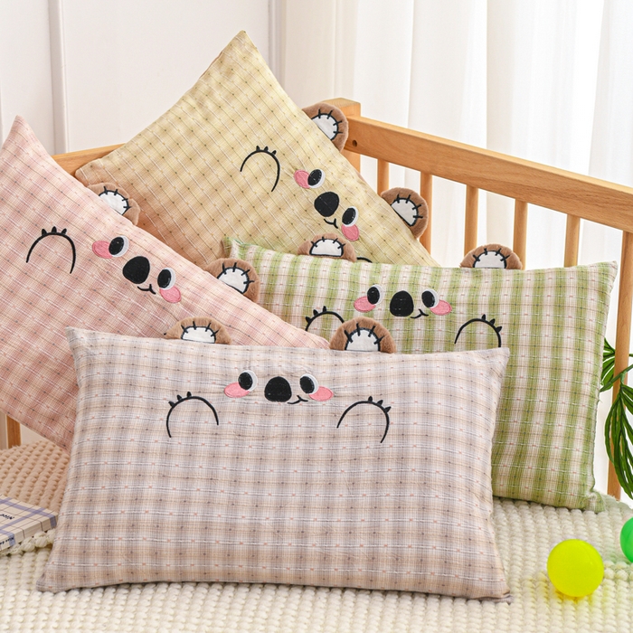 91家纺网 家纺一手货源 找家纺 织布人 2025新款枕芯A类全棉卡通儿童枕幼儿园午睡枕学生宿舍专用枕头-开心熊 组合图