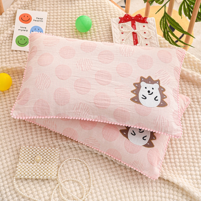 91家纺网 家纺一手货源 找家纺 （总）织布人 2025新款枕芯A类全棉卡通儿童枕幼儿园午睡枕学生宿舍专用枕头-小刺猬