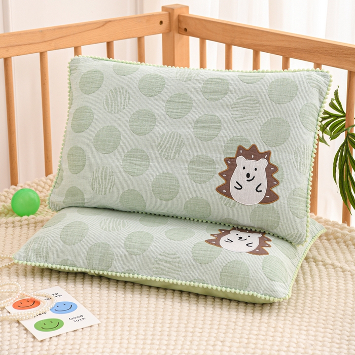 91家纺网 家纺一手货源 找家纺 织布人 2025新款枕芯A类全棉卡通儿童枕幼儿园午睡枕学生宿舍专用枕头-小刺猬 A类卡通小刺猬-果绿