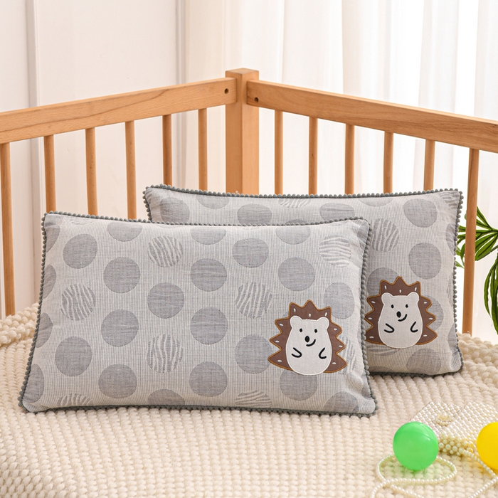 91家纺网 家纺一手货源 找家纺 织布人 2025新款枕芯A类全棉卡通儿童枕幼儿园午睡枕学生宿舍专用枕头-小刺猬 A类卡通小刺猬-灰色